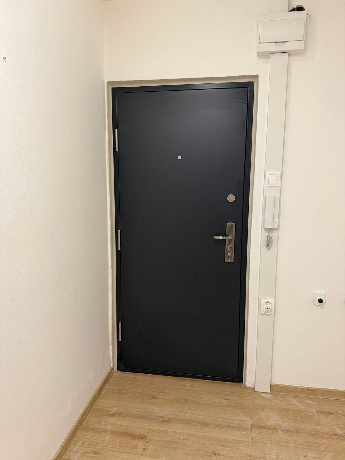 Dvere ELEGANTE - Antracit E4 - fotka